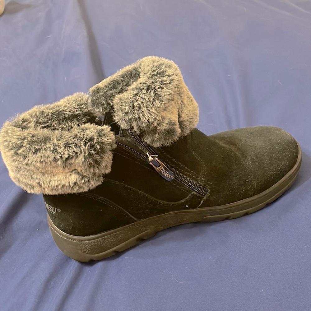 Khombu women’s size 7
